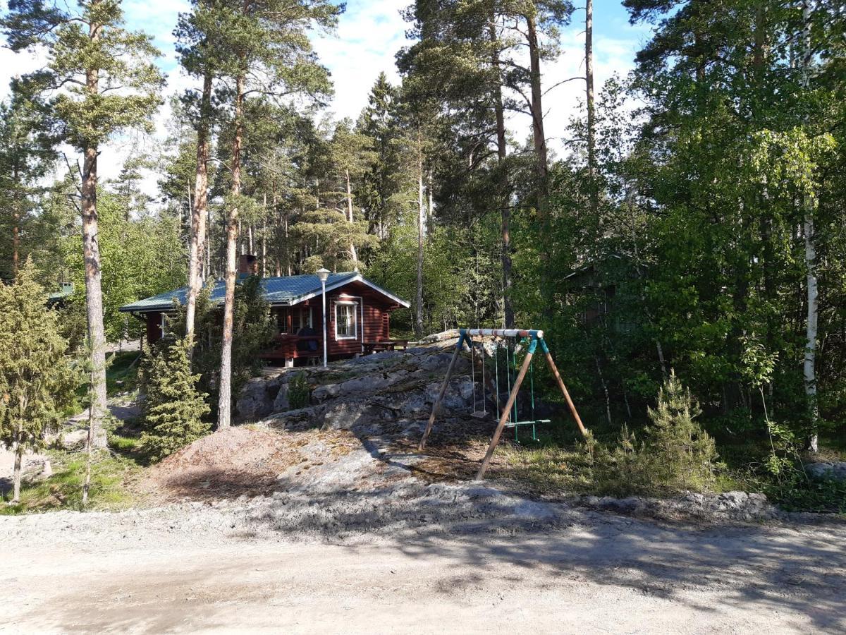 Lomamoekki Maentylae Villa Taivassalo Buitenkant foto