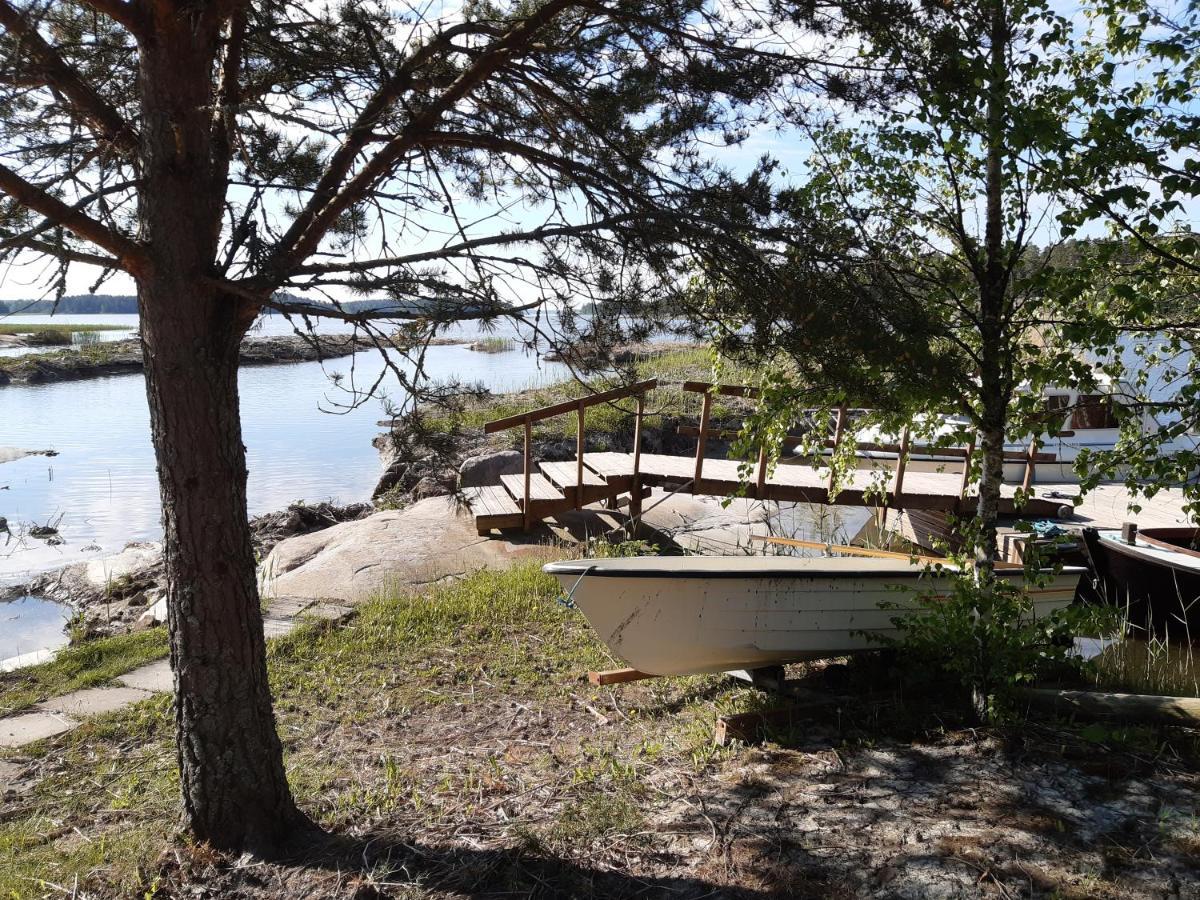 Lomamoekki Maentylae Villa Taivassalo Buitenkant foto